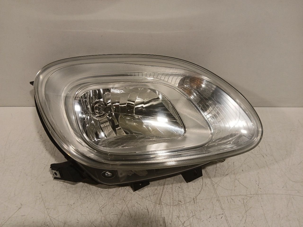 Koplamp rechts Fiat Panda, Onderdelen@venauto.nl, Van der Ven Autorecycling B.V., Gebruikt, Ettenseweg 76, 4706 PB Roosendaal, The Netherlands