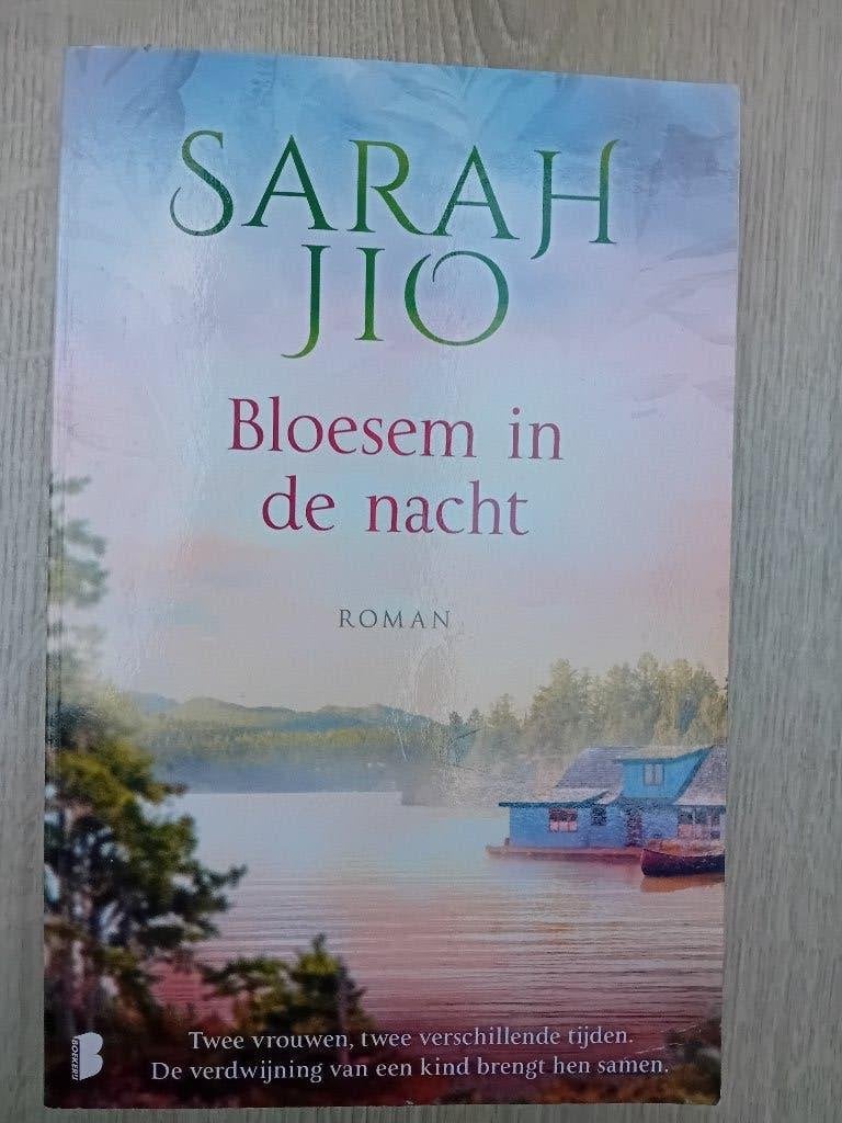Bloesem in de nacht, Sarah Jio, Ophalen of Verzenden, Gelezen, Sarah Jio