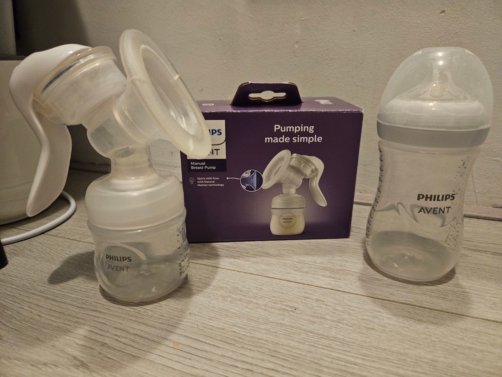 Avent handkolf met fles, Ophalen, Zo goed als nieuw, Borstkolf, Overige merken
