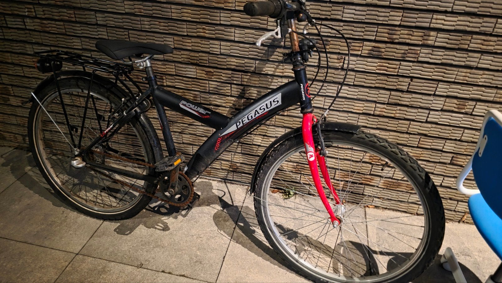 Bureaustoel en fiets gratis af te halen in Eelderwolde, Ophalen of Verzenden, Gebruikt