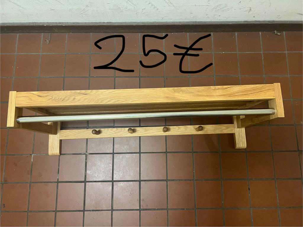 Clothes rack, Ophalen, Nieuw