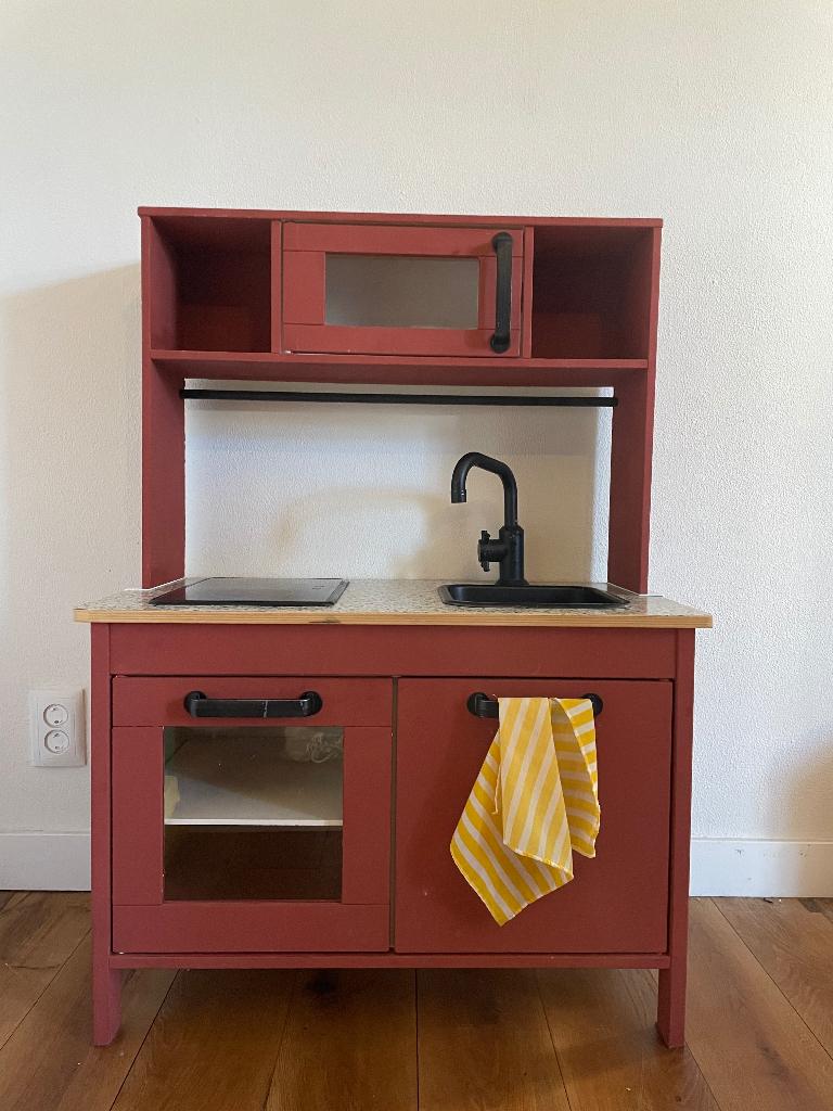 IKEA keukentje geverfd inc. speelgoed, Ophalen, Gebruikt, Hout, Speelkeuken