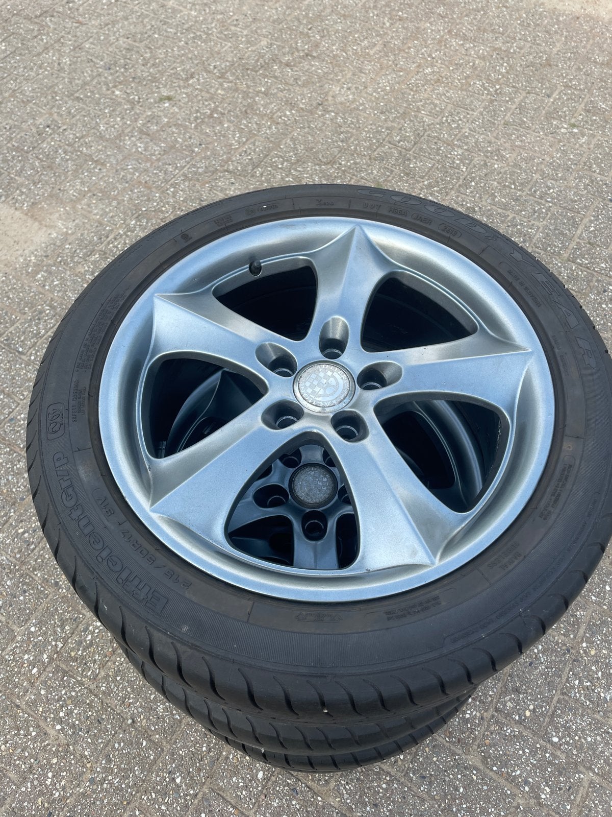 17 inch lichtmetalen velgen 5x110 215/50R17 zomerbandjes, Ophalen, Banden en Velgen, 17 inch, Personenwagen