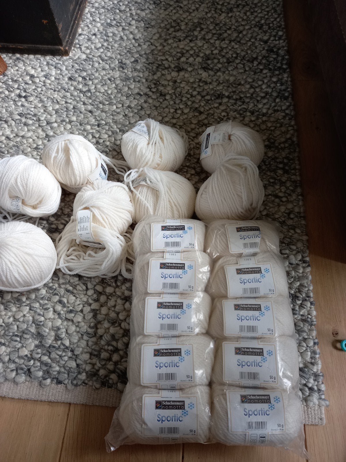 18 bol breigaren  pen 7  70 acryl 30 wol, Ophalen of Verzenden, Zo goed als nieuw, Breien of Haken, Wol of Garen
