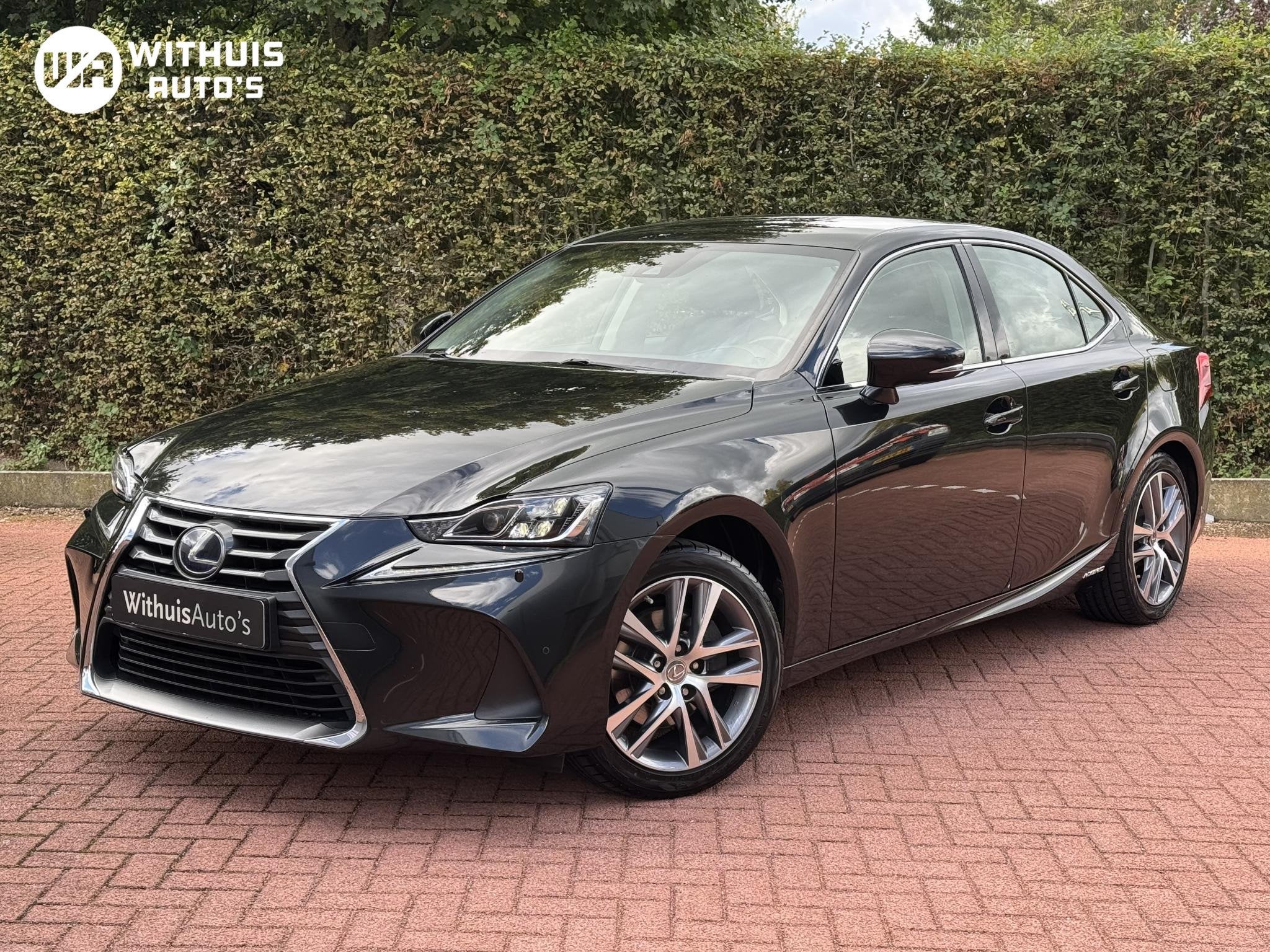 Lexus IS 300h Business *Nieuwe beurt beurt+HHC Lexus Eindhov, Automaat, Gebruikt, Zwart, Origineel Nederlands