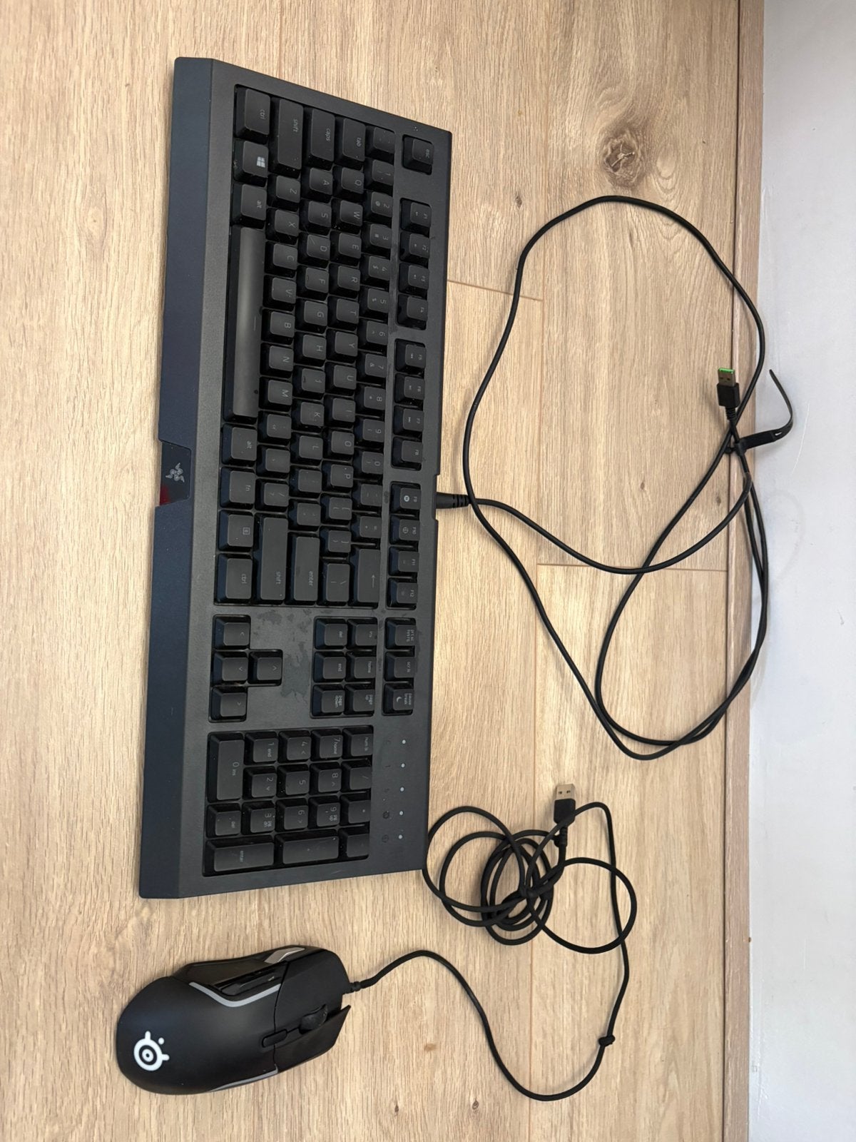 Toetsenbord en muis, Computers en Software, Toetsenborden, Ophalen of Verzenden, Zo goed als nieuw