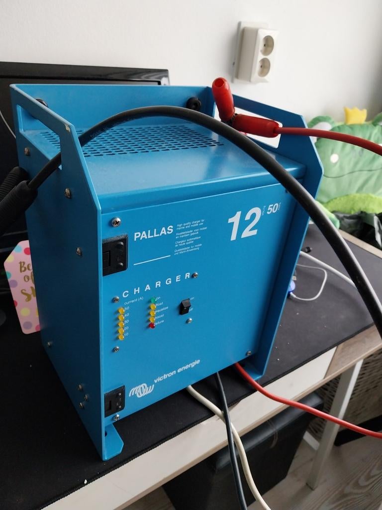 Victron, Ophalen of Verzenden, Zo goed als nieuw, Motor en Techniek