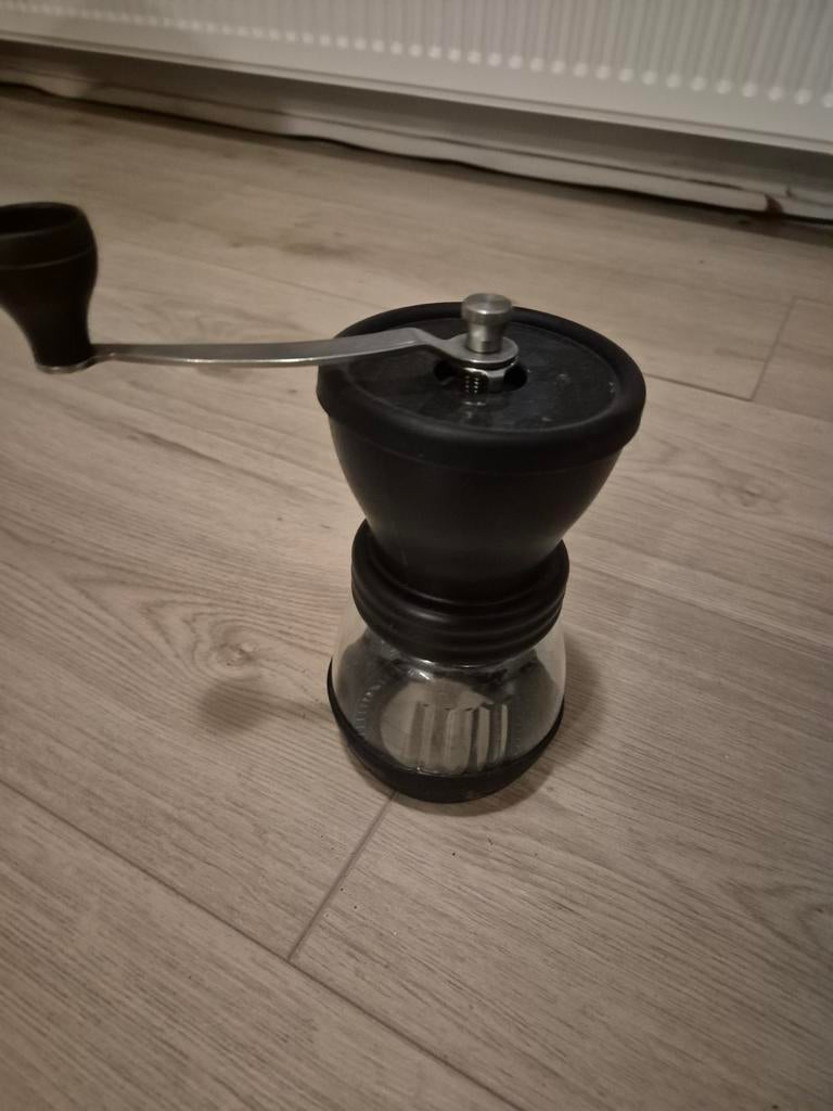 Hario Skerton keramische koffiemolen, Witgoed en Apparatuur, Koffiemachine-accessoires, Ophalen of Verzenden, Zo goed als nieuw