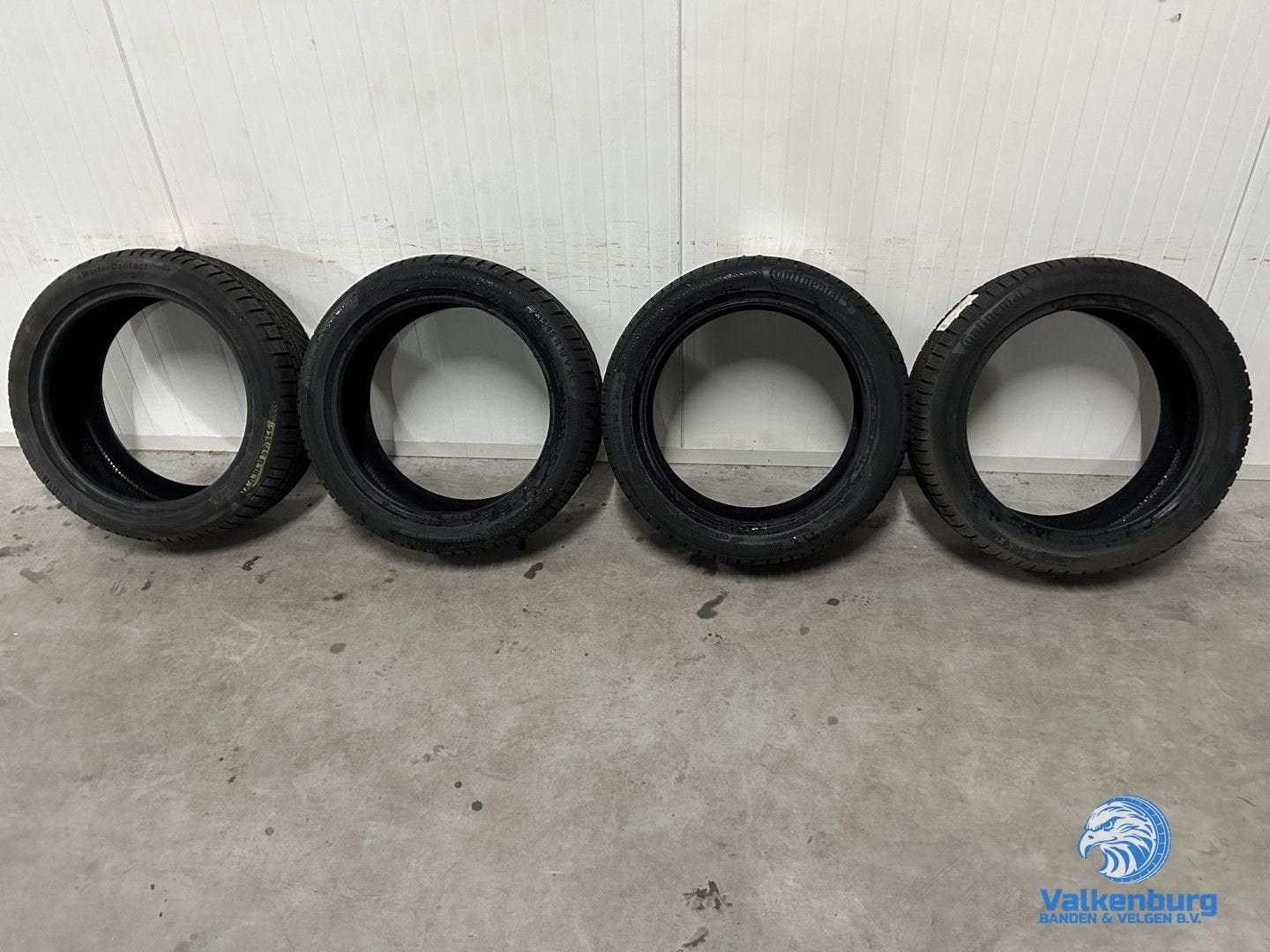 Nieuwe winterbanden 235/45R18 Continental WinterContact TS85, 18 inch, -, -, Nieuw