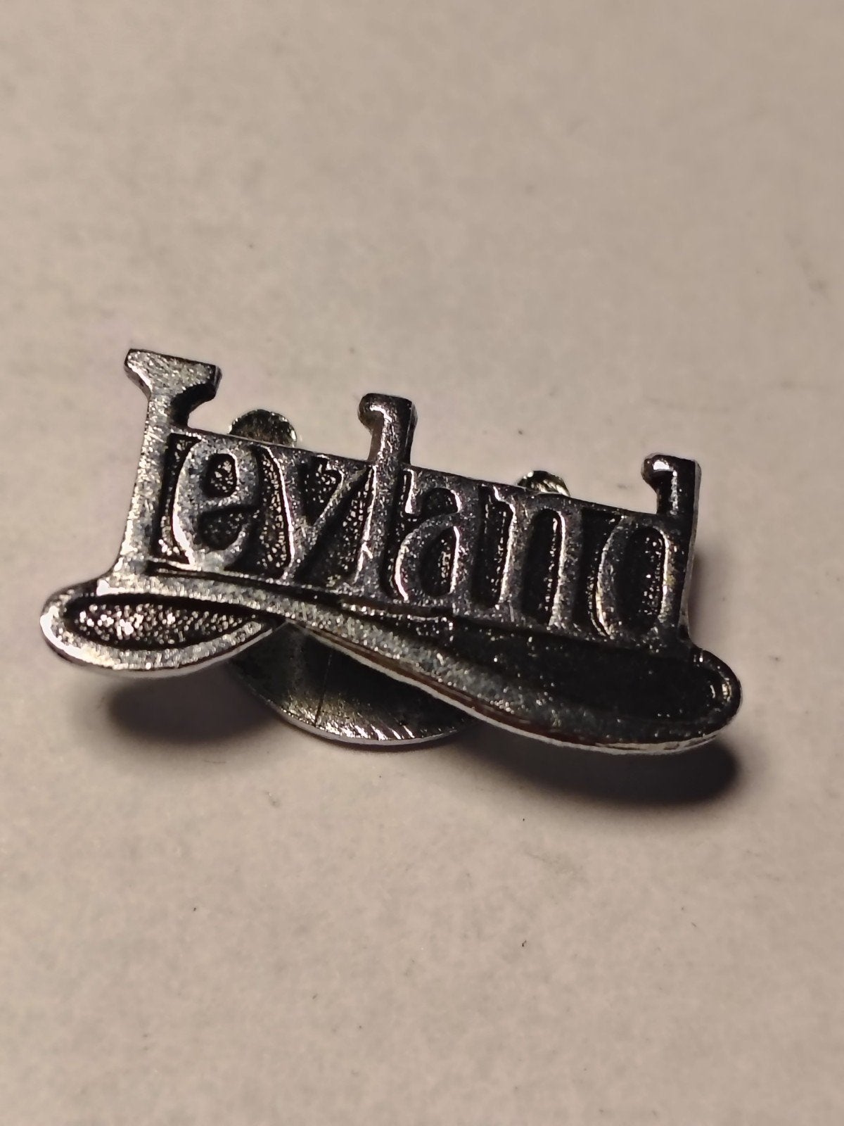 Leyland Speldje Knoopspeld, Ophalen of Verzenden, Gebruikt, Overige onderwerpen
