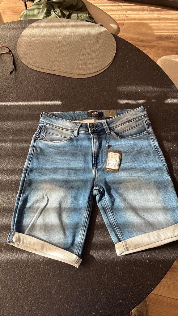 Nieuwe mooie jogjeans van het merk Refill!, Ophalen of Verzenden, Zo goed als nieuw, Blauw, W32 (confectie 46) of kleiner
