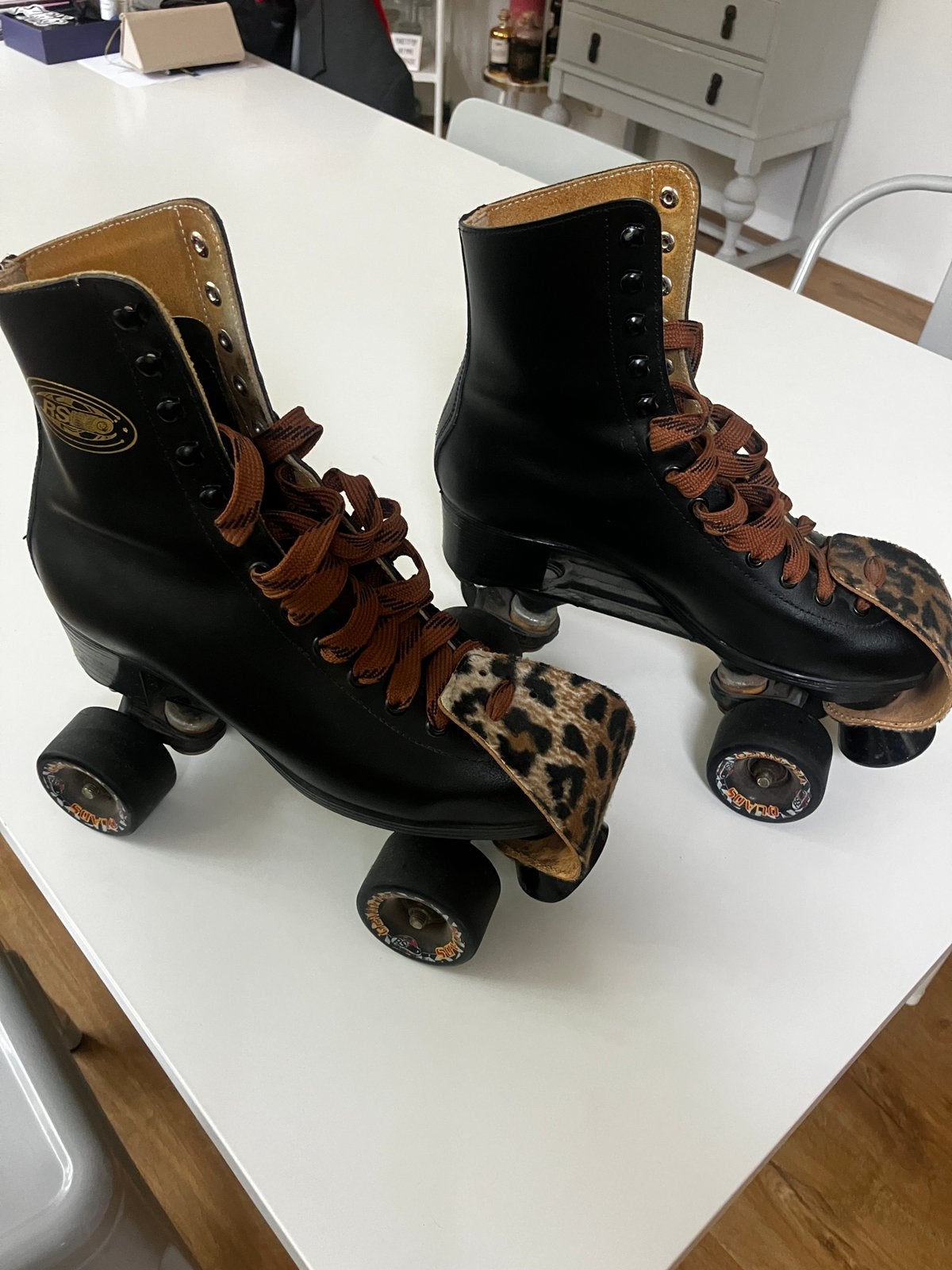 RSI rolschaatsen met panterprint covers, Overige merken, Gebruikt, Overige typen, Ophalen of Verzenden