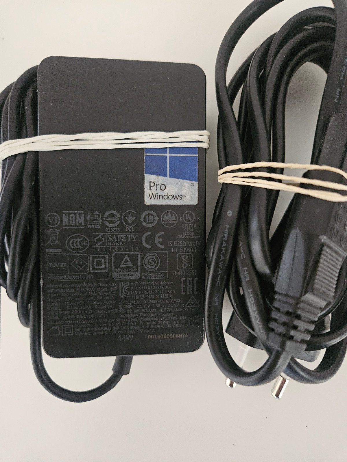 Microsoft Surface Pro Oplader - 44W, Ophalen of Verzenden, Zo goed als nieuw, Microsoft