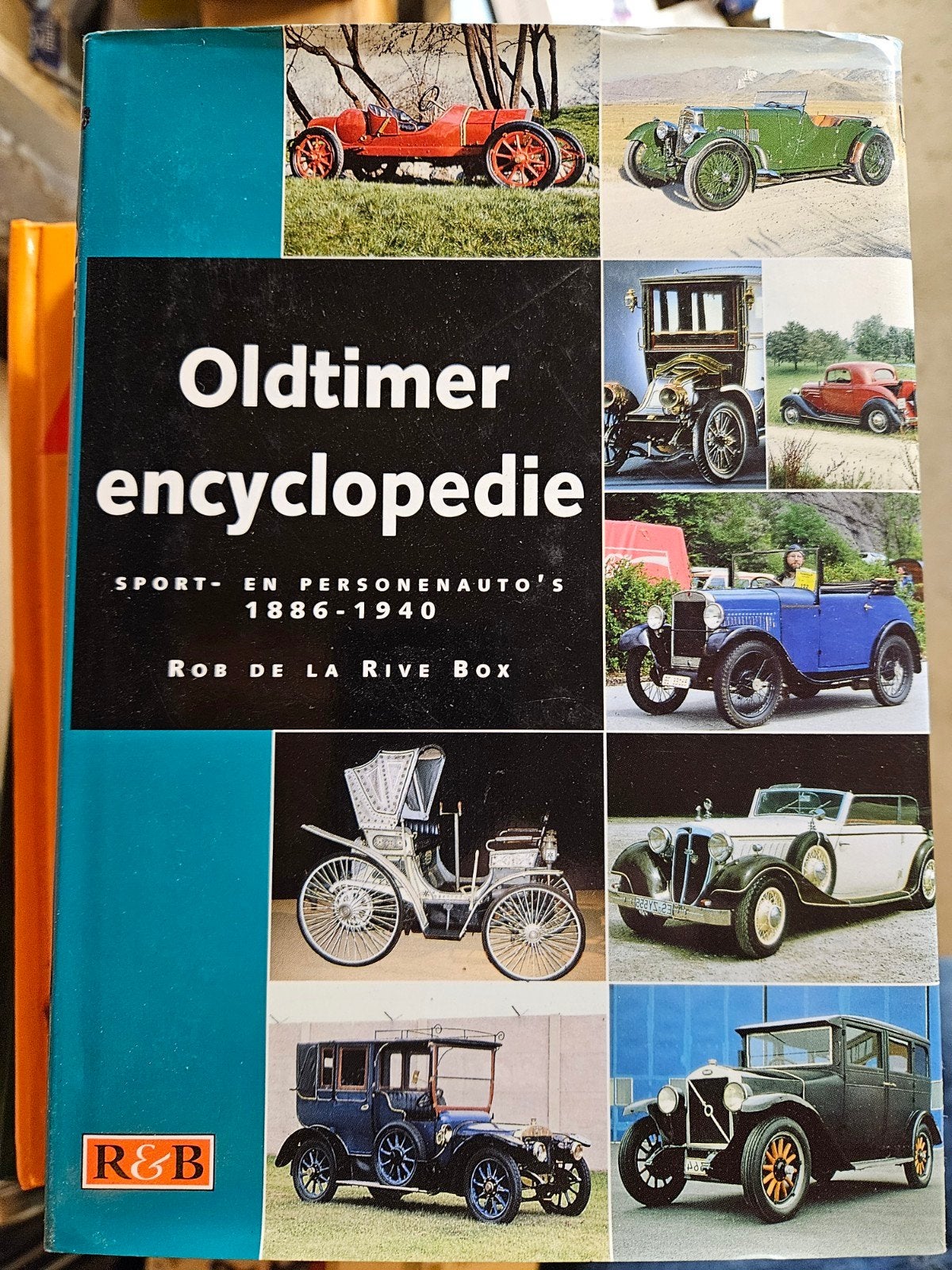 Oldtimer encyclopedie - Sport- en personenauto's 1886-1940, Gelezen, Ophalen of Verzenden, Los deel, Overige onderwerpen
