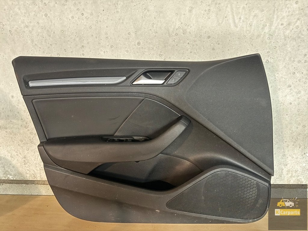 Deur bekleding AUDI A3 S3 RS3 Links voor portier 8V4867105