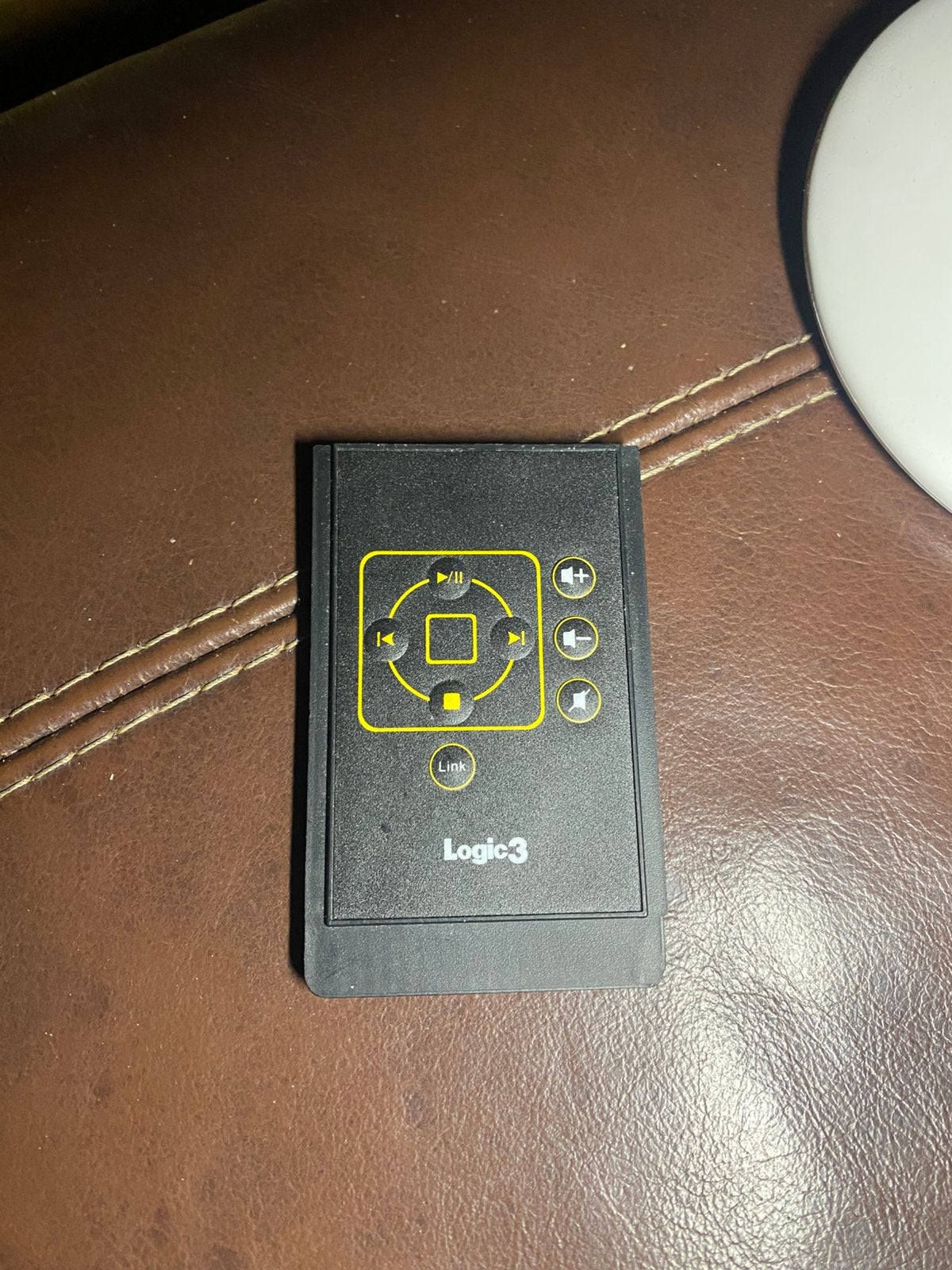 Logic 3 media remote, Ophalen of Verzenden, Zo goed als nieuw