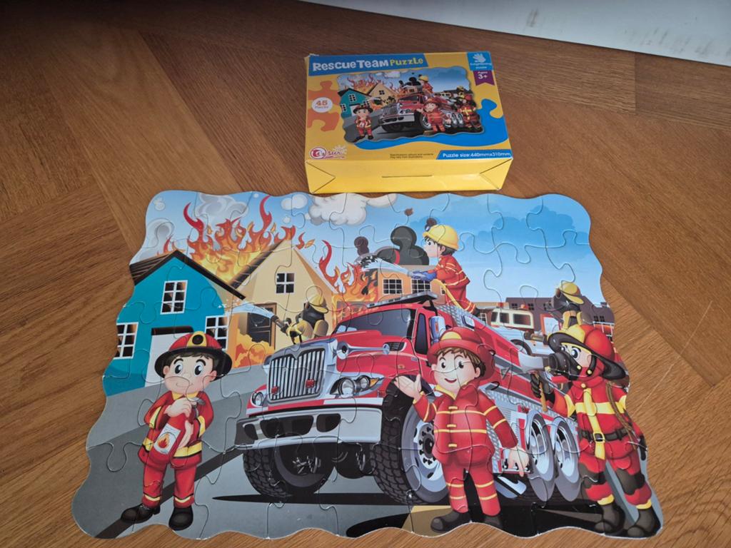 Rescue Team Brandweerman Sam Puzzel 45stukjes, Ophalen of Verzenden, Minder dan 500 stukjes, Gebruikt, Legpuzzel