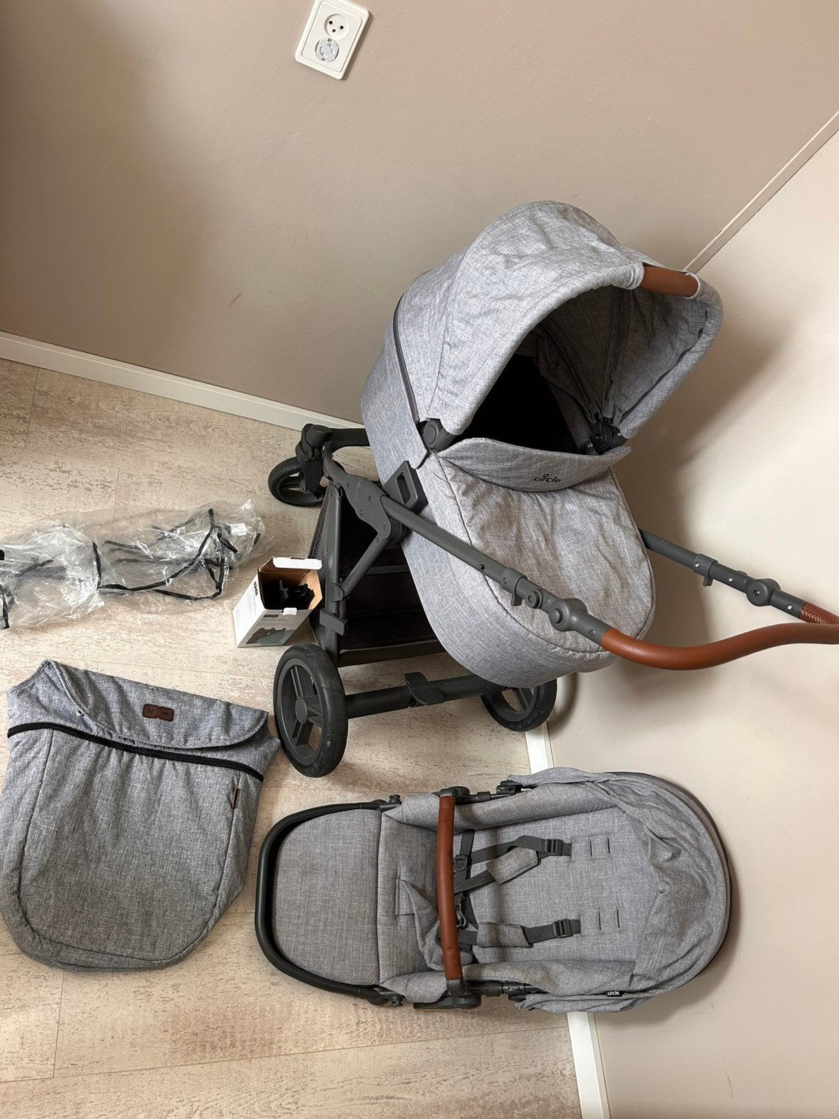 Nette kinderwagen, complete set, Nieuw, Verstelbare duwstang, Ophalen, Kinderwagen