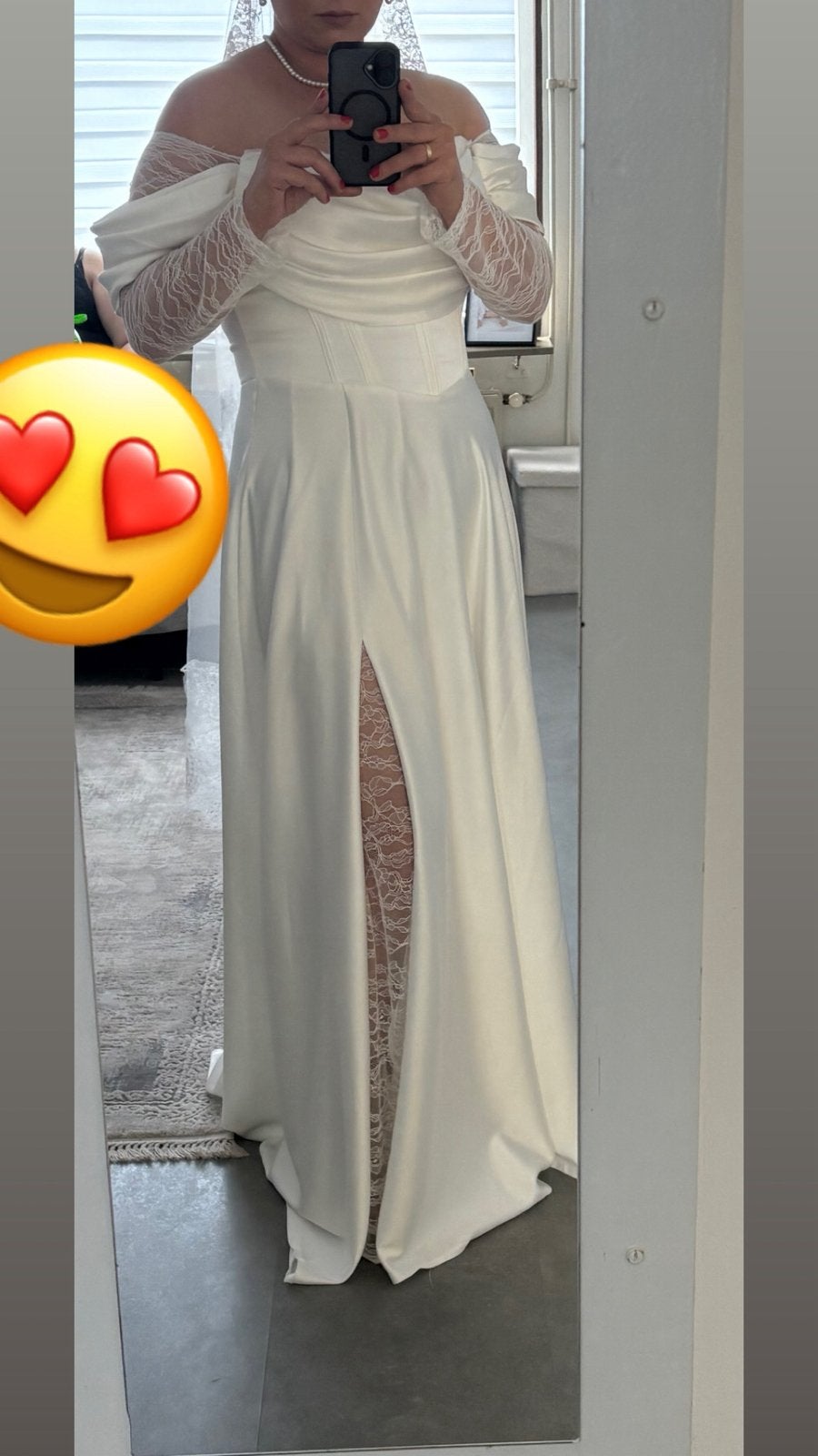 Trouwjurk inclusief sluier en zirkonia haar accessoire, Kleding | Dames, Trouwkleding en Trouwaccessoires, Ophalen of Verzenden