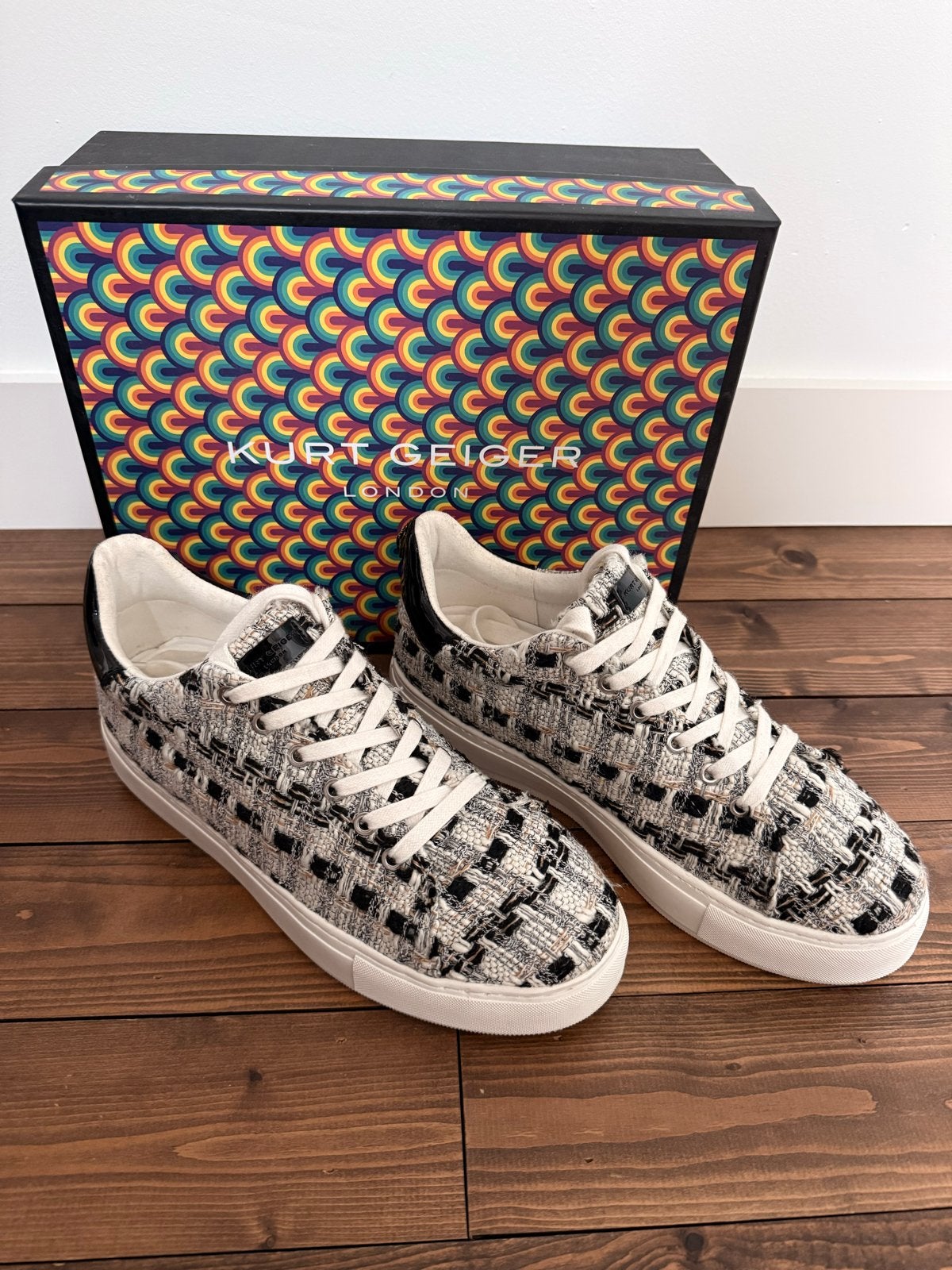 Kurt Geiger Laney Eagle sneakers - Maat 41 (valt als 39), Ophalen of Verzenden, Zo goed als nieuw, Zwart, Sneakers of Gympen