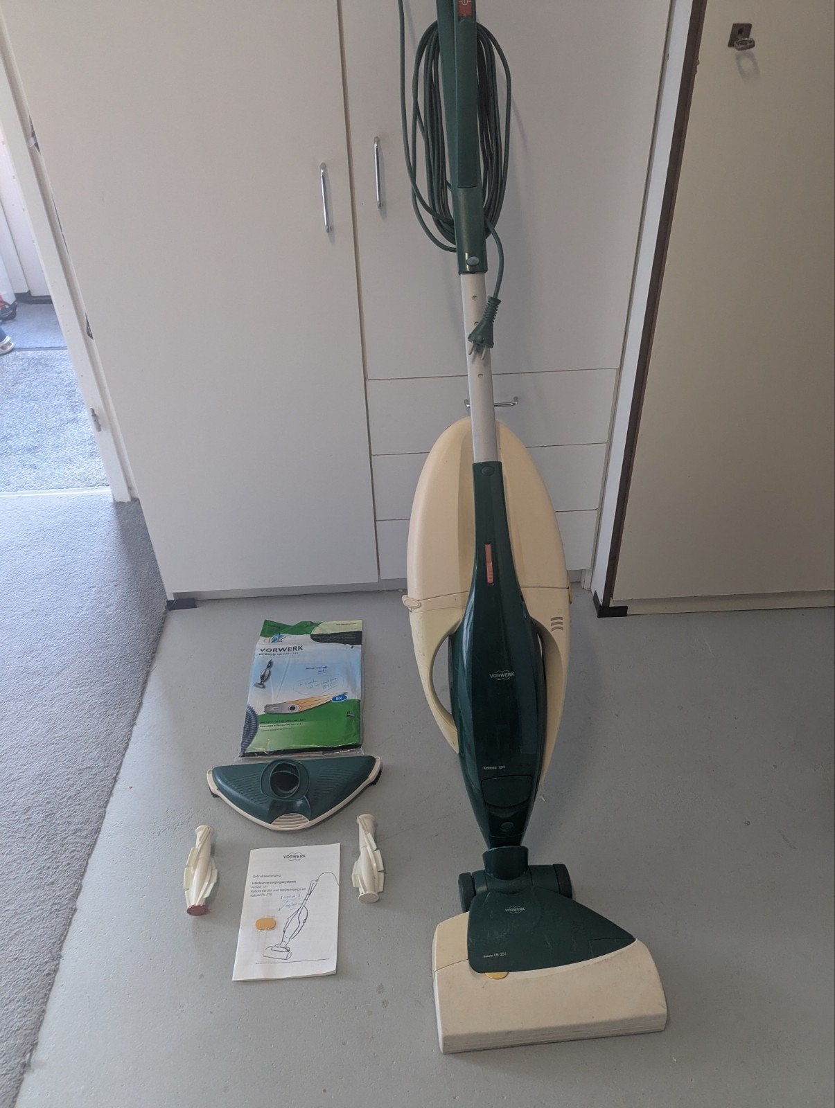 VORWERK Kobold 131 Stofzuiger met Hulpstukken en Zakken, Gebruikt, Ophalen, Stofzak, Overige merken