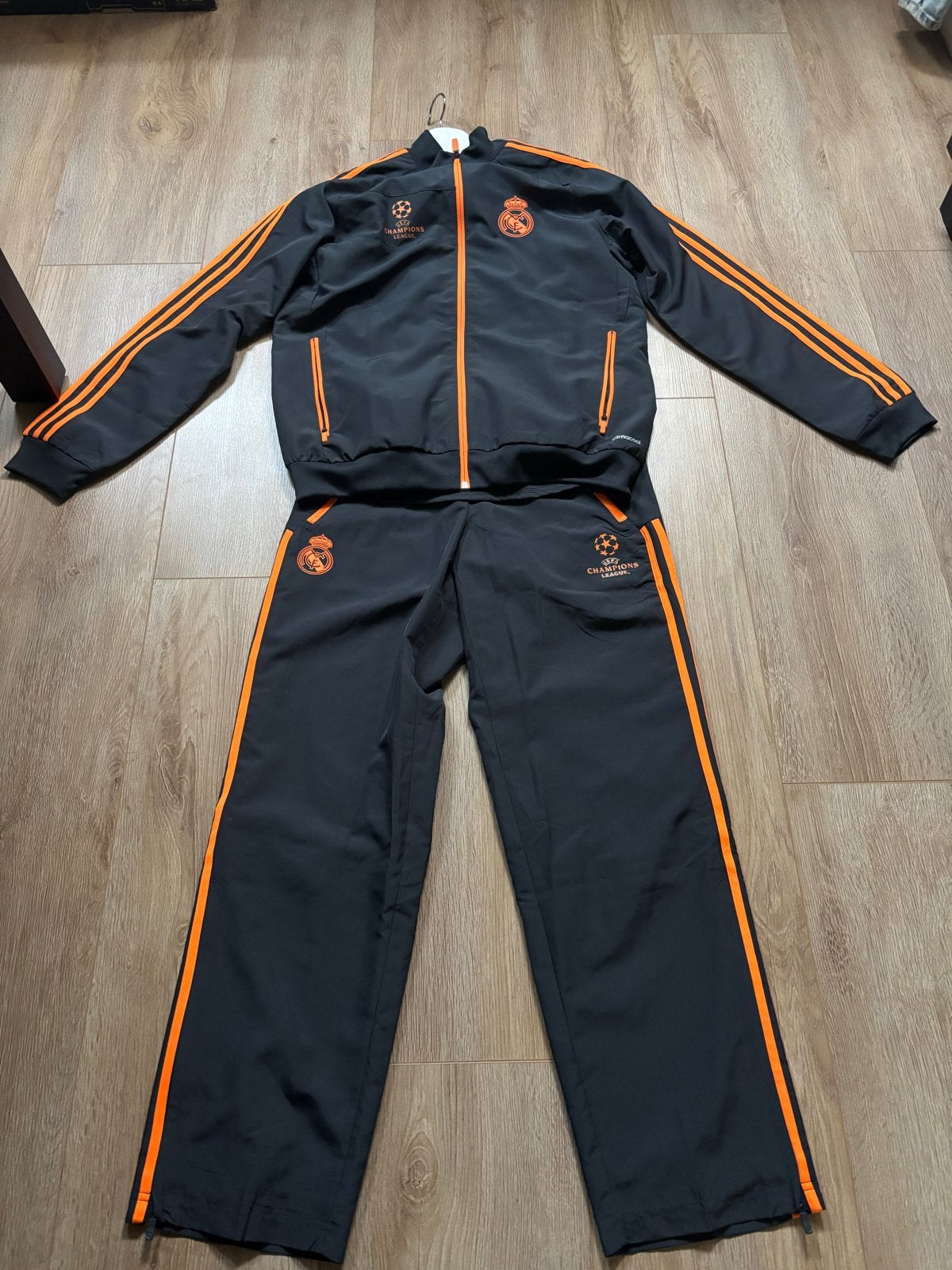Real Madrid trainingspak en shirt - Maat S - Nieuw, Zwart, Nieuw, Ophalen of Verzenden, Voetbal