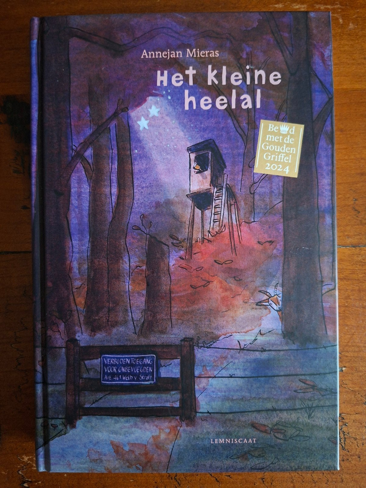 Annejan Mieras - Het kleine heelal, Ophalen of Verzenden, Zo goed als nieuw, Annejan Mieras