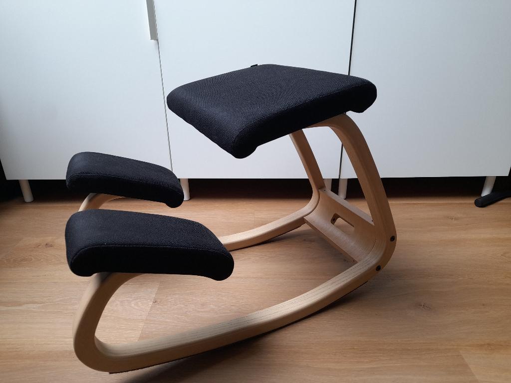 Stokke Varier kniestoel, Ophalen, Zwart, Zo goed als nieuw, Bureaustoel