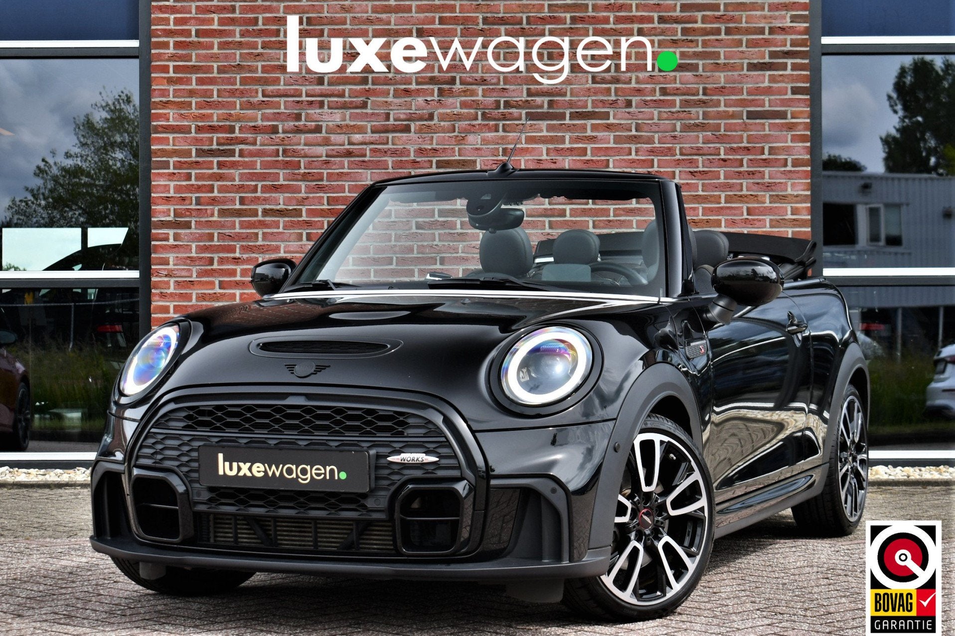 MINI Cabrio 2.0 Cooper S JCW-pack ACC HUD H/K Carplay Camera, 1300 kg, Gebruikt, Zwart, 4 cilinders