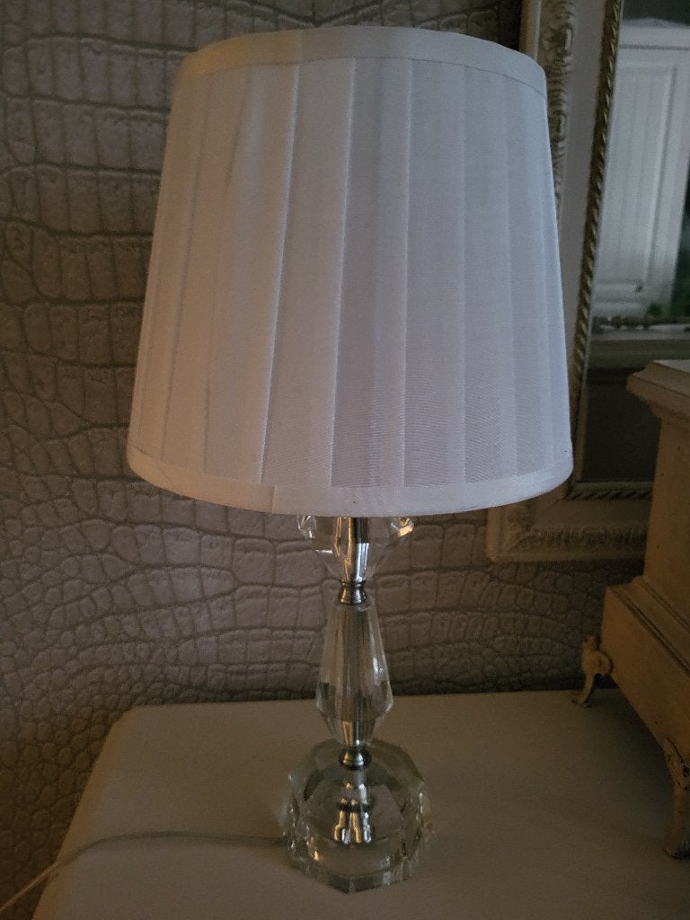 Tafel lamp met glazen voet, 43 cm, E14 (klein), Wit, Ophalen of Verzenden