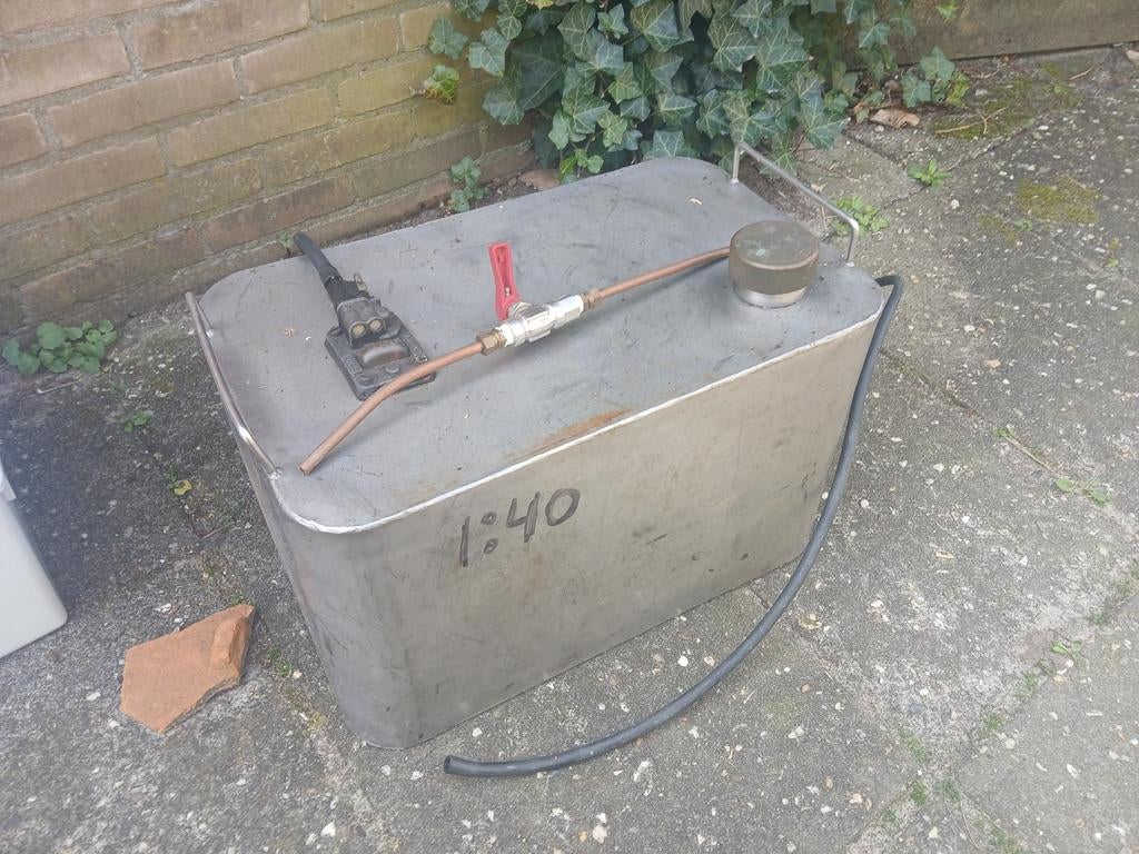 RVS brandstoftank, Watersport en Boten, Bootonderdelen, Ophalen of Verzenden, Zo goed als nieuw, Motor en Techniek, Zeilboot of Motorboot