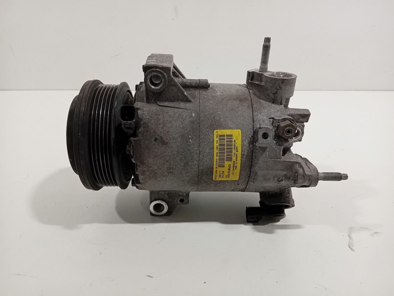 Airco pomp Ford EcoSport, Onderdelen@venauto.nl, Van der Ven Autorecycling B.V., Gebruikt, Ettenseweg 76, 4706 PB Roosendaal, The Netherlands