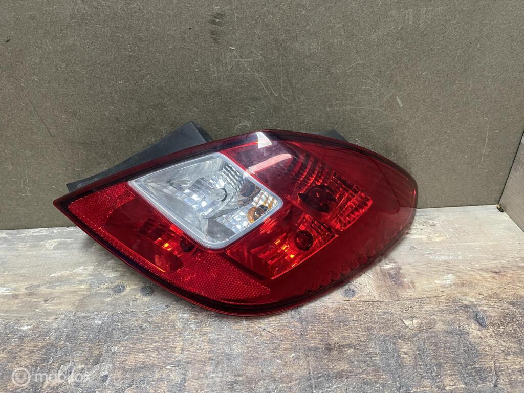 Achterlicht  rechts Opel Corsa D ('06-'15) 13188046, Gebruikt, Opel, Ophalen of Verzenden, Opel