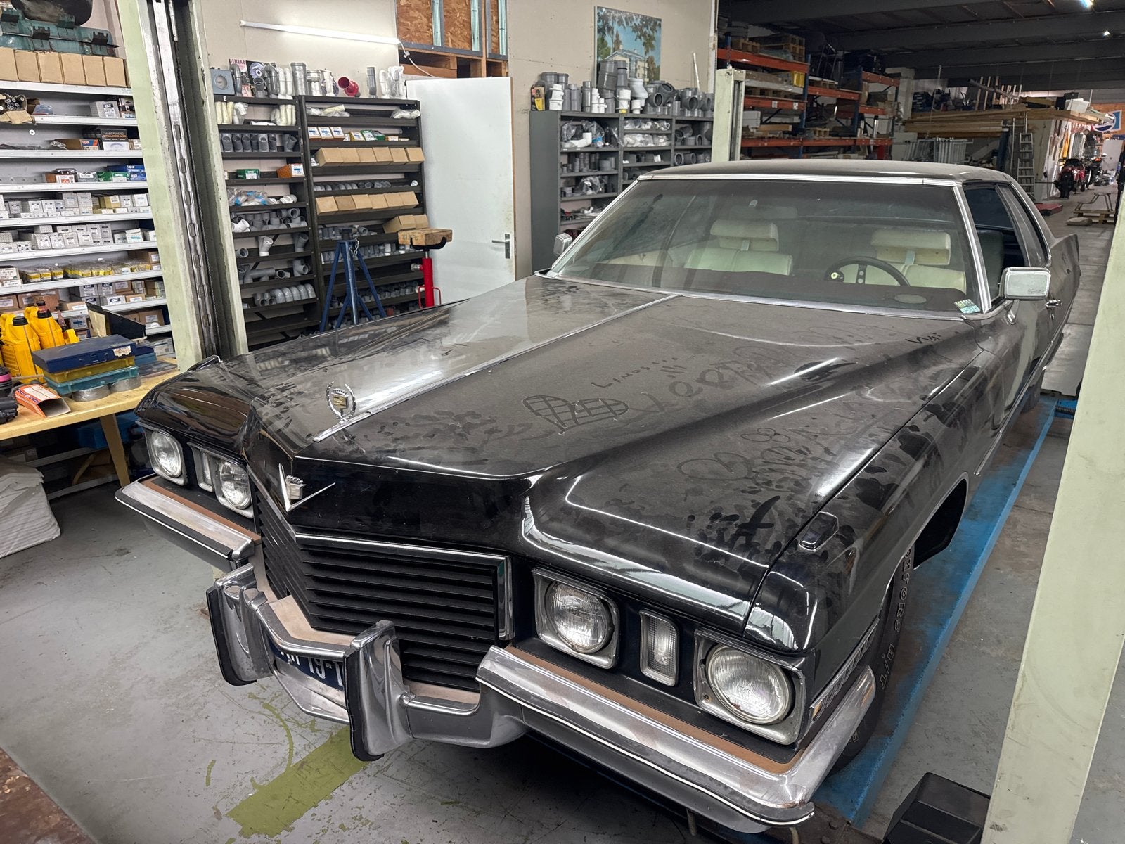 Cadillac Coupe de Ville 7.7 AUT 1972 Zwart, Auto's, Automaat, 8 cilinders, Zwart, Coupe de Ville