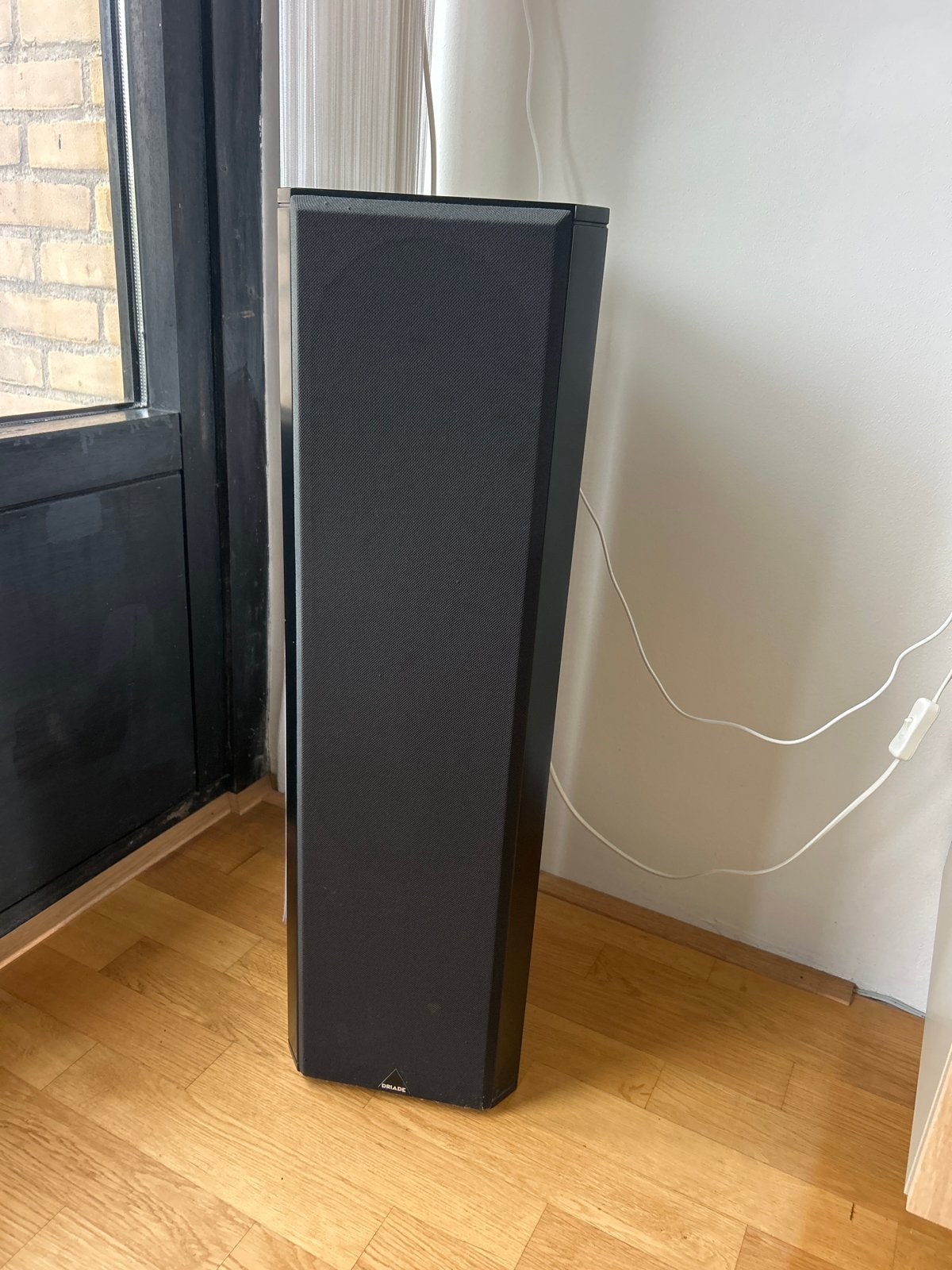 2 stuks Vloerstaande Driade Luidsprekers Zwart, Audio, Tv en Foto, Vloerstaande luidspreker, Gebruikt, 60 tot 120 watt, Ophalen