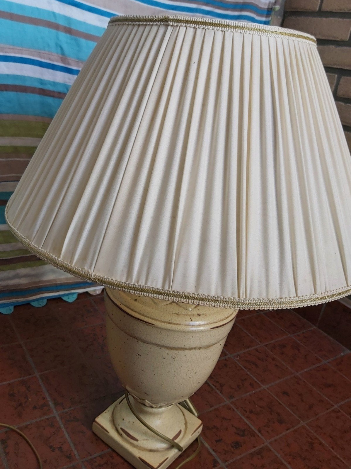 vintage Urn- style Ceramic Table Lamp, Ophalen, Rechthoekig
