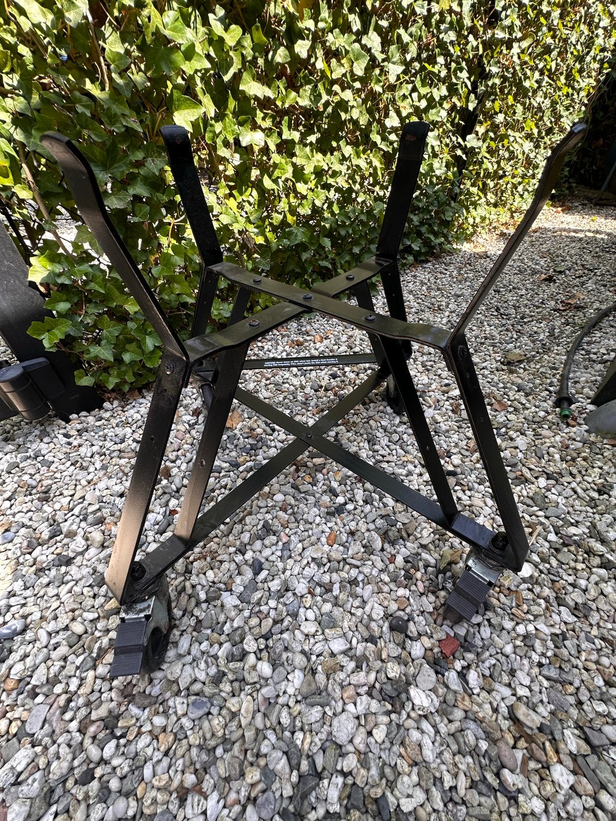 Big Green Egg large onderstel, teakhouten plankjes en hoes, Ophalen, Gebruikt
