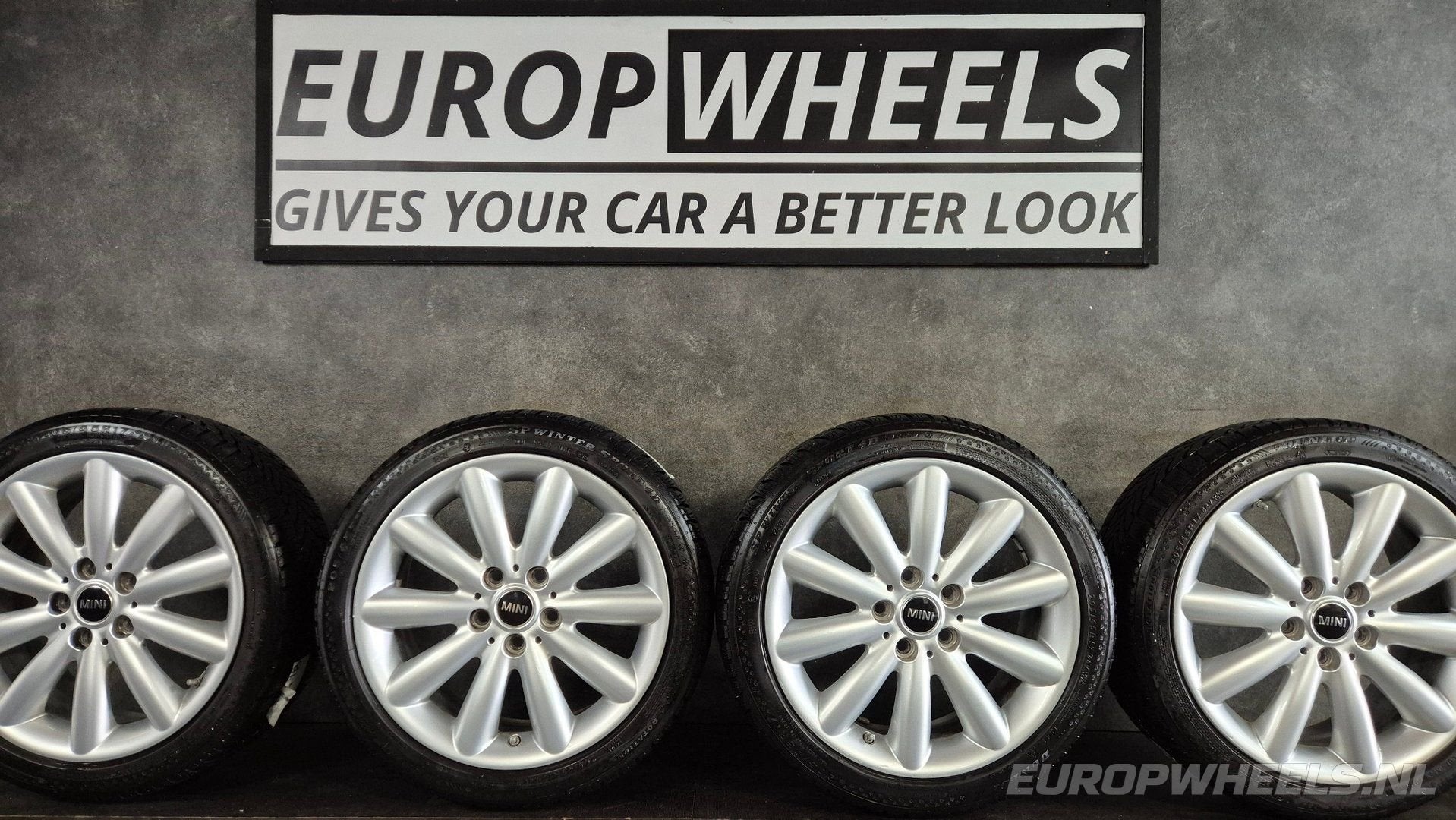 17 inch MINI Cooper F55 F56 F57 velgen winterbanden 499