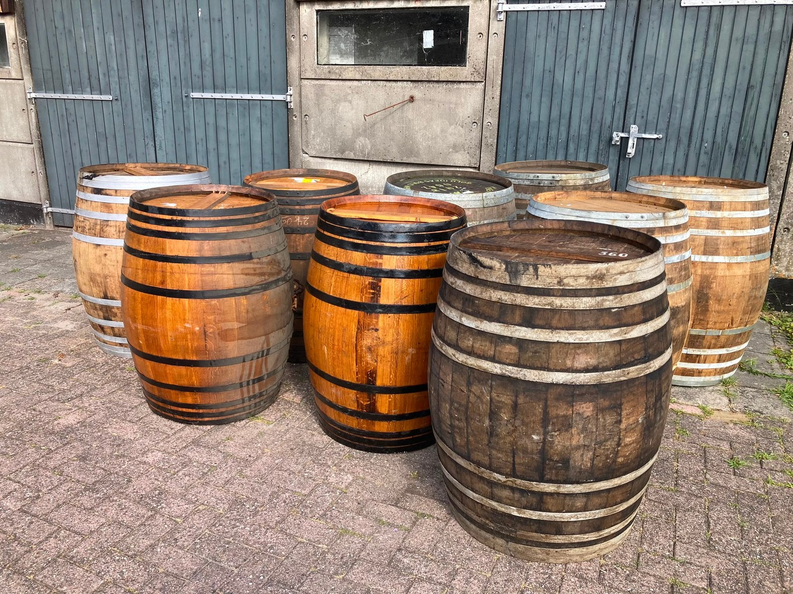 Eiken wijnvat 350 liter regenton bloembak wateropvang