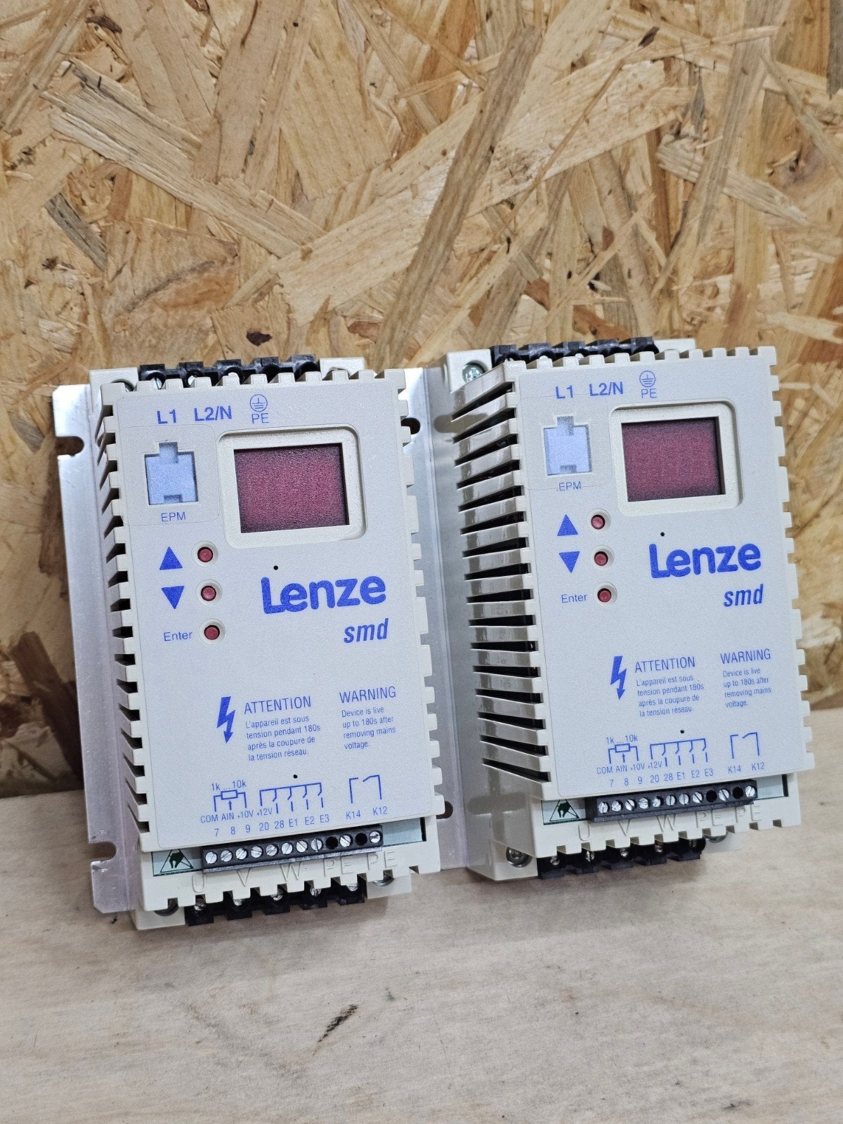 Lenze ESMD371X2SFA inverter, Ophalen of Verzenden