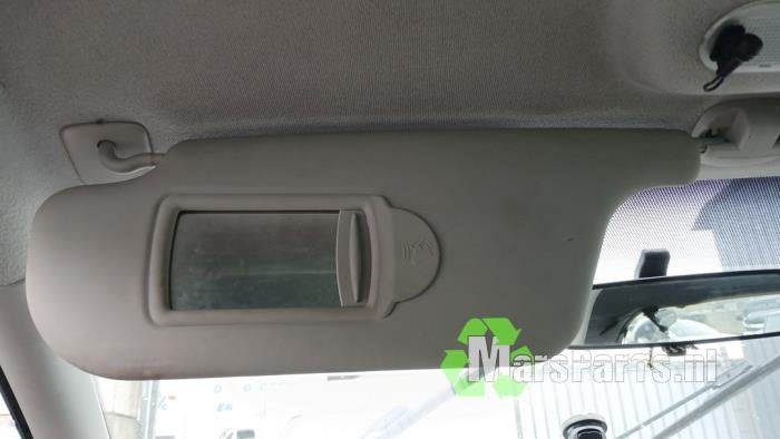 Zonneklep van een Renault Clio, Gebruikt, -, Renault, -