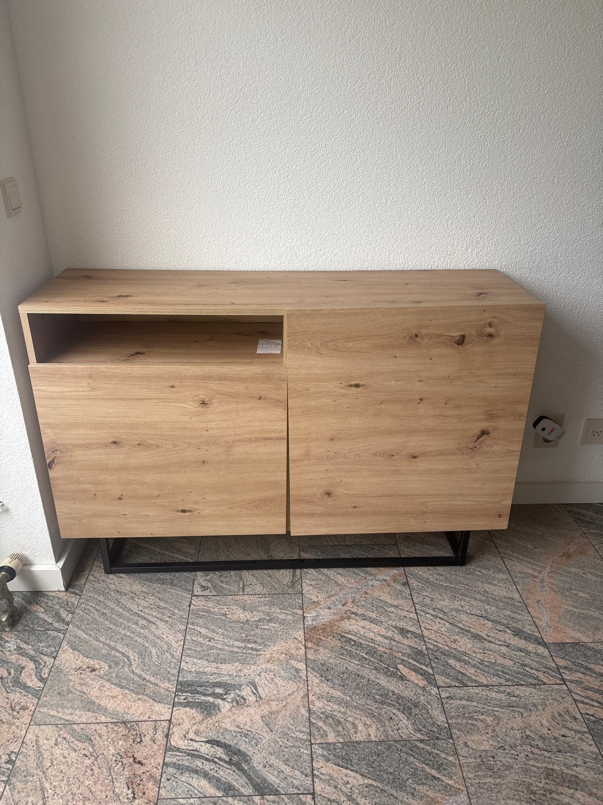 Stijlvol eikenhouten dressoir met metalen onderstel, 100 tot 150 cm, Eikenhout, Ophalen of Verzenden, Zo goed als nieuw