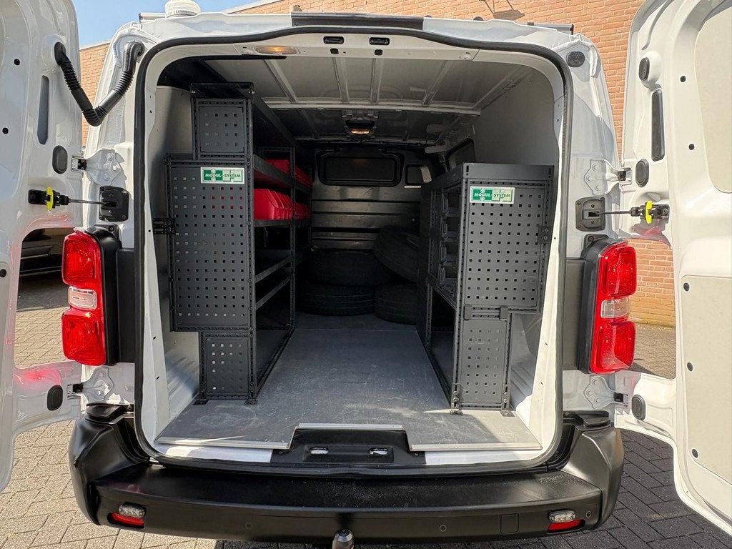 Opel Vivaro 2.0CDTI 145PK Automaat L3 / Ingerichte laadruimt, Auto's, Bestelauto's, 145 pk, Stof, Gebruikt, 4 cilinders