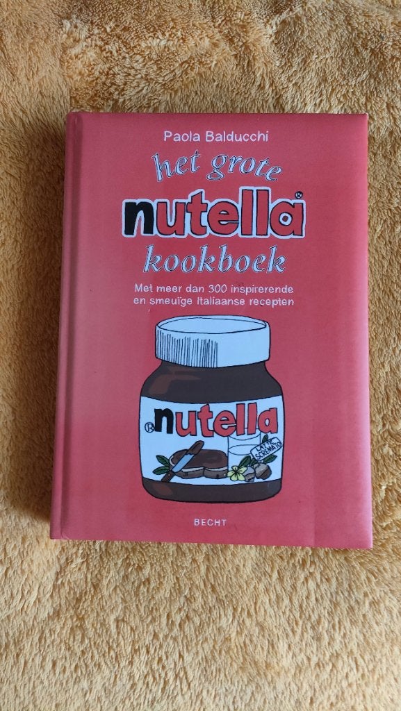 het grote nutella kookboek - Paola Balducchini, Paola Balducchini, Ophalen of Verzenden, Italië, Taart, Gebak en Desserts