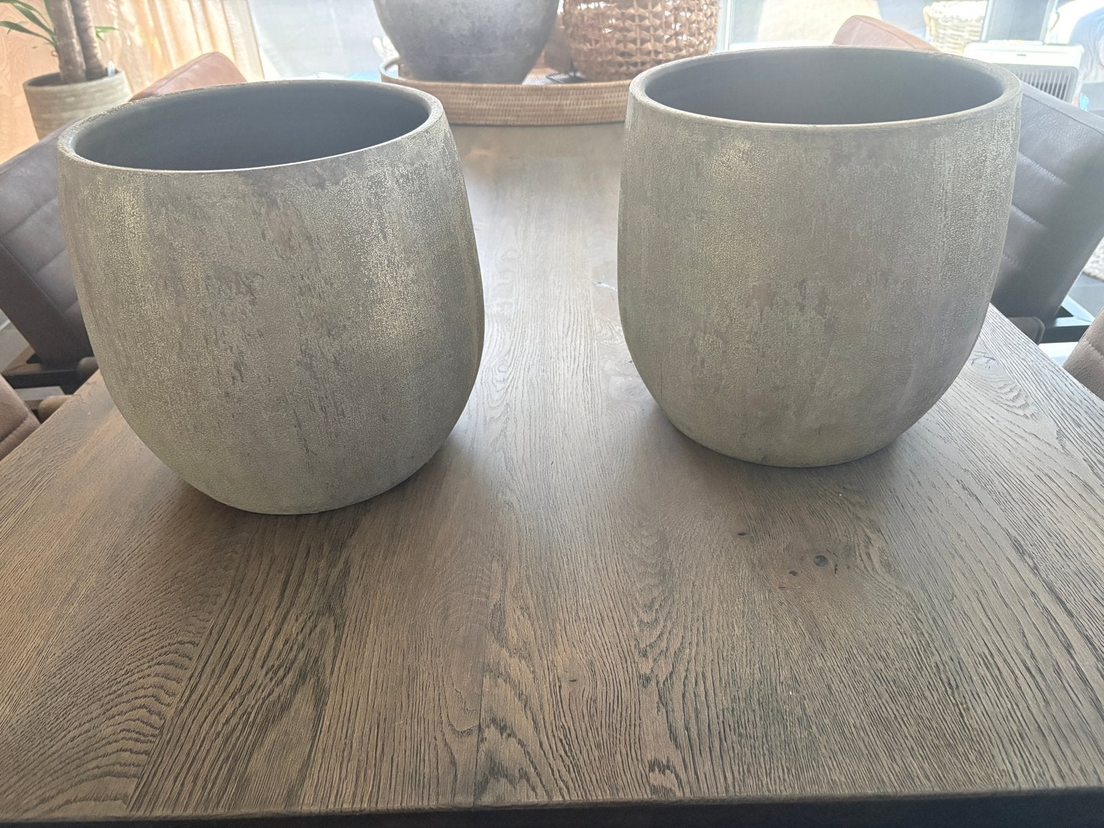 Set van 2 gemêleerd gouden bloempotten. In nieuwstaat, Overige materialen, Rond, Binnen, Zo goed als nieuw