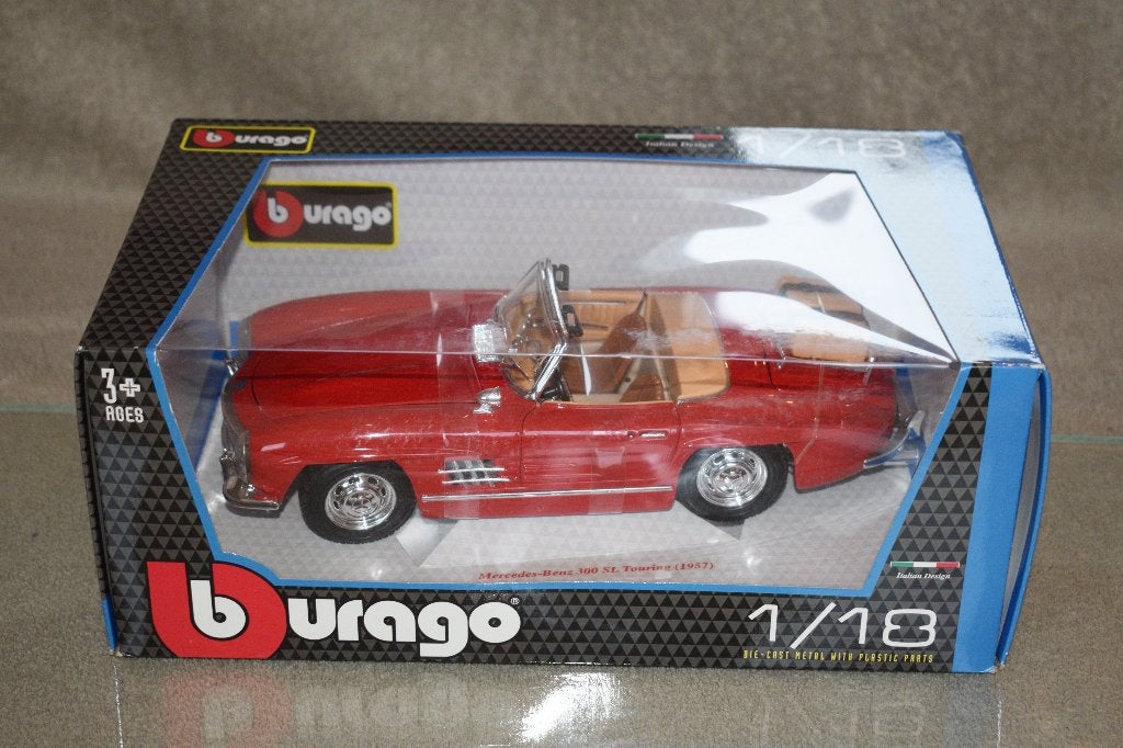miniatuur auto 1:18 nieuw burago mercedes-benz touring, Ophalen of Verzenden, Nieuw, Bburago