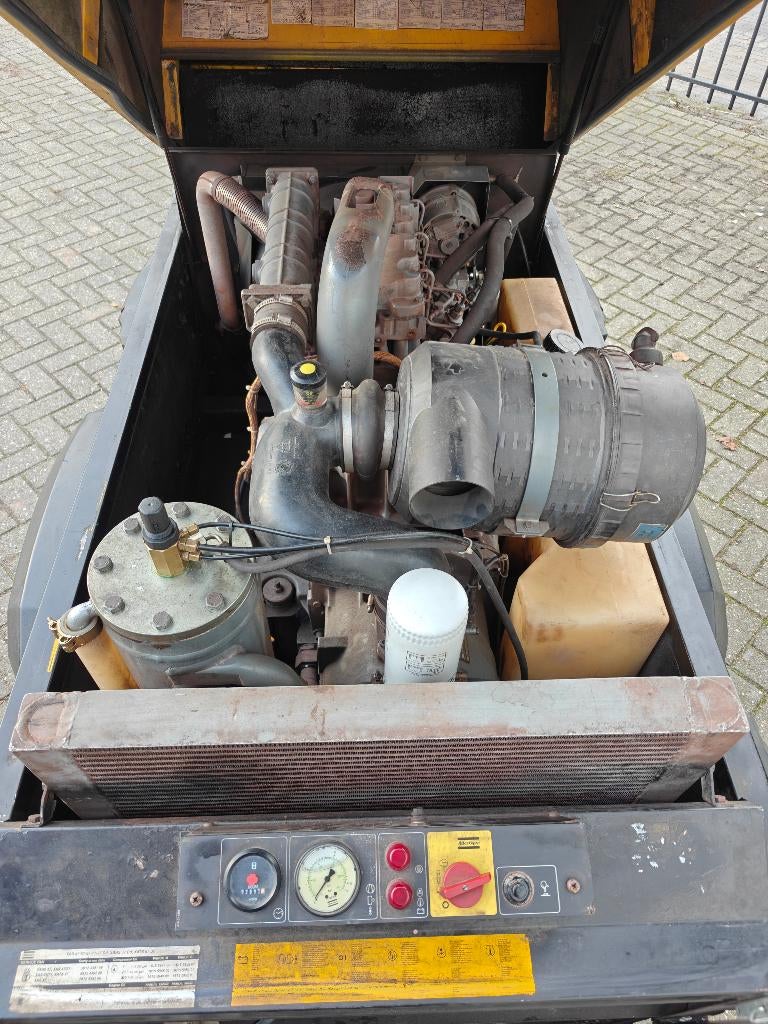 Mobiele compressor Atlas Copco XAS77 4,6 m3/min, Ophalen, Mobiel, Gebruikt, 800 liter/min of meer