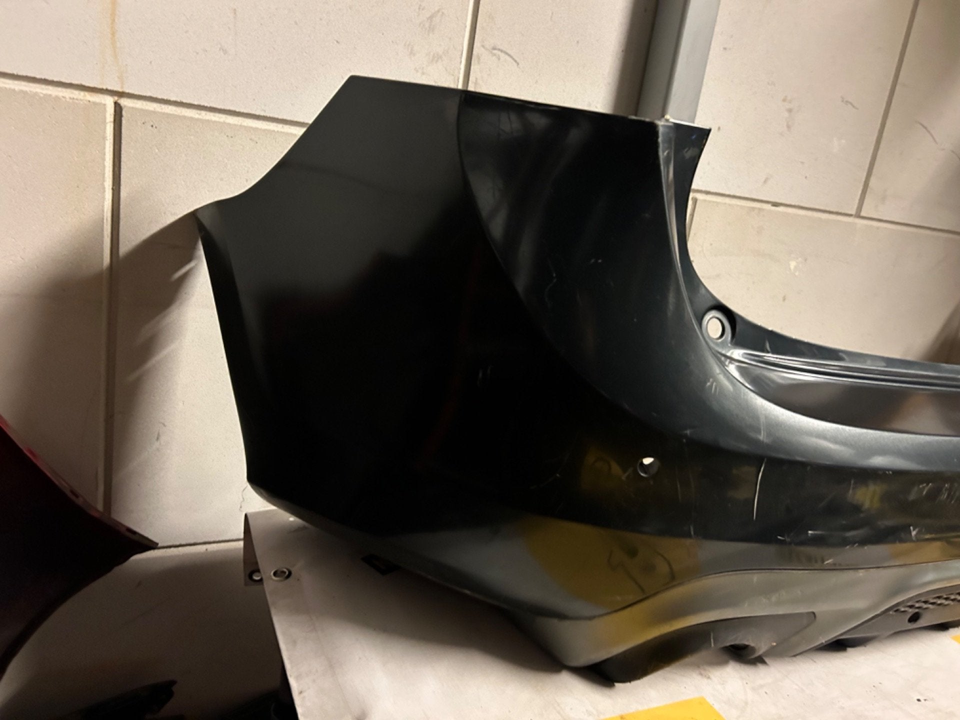 VOLVO V60 FB Achterbumper PDC R-Design 32165263 bumper, Auto-onderdelen, Carrosserie en Plaatwerk, Gebruikt, Gunnar Engellaus vag 8
405 31  Gothenburg, SE