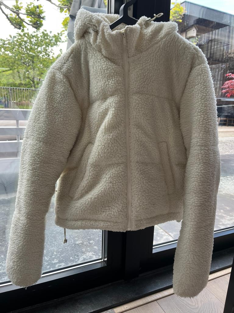 Witte teddy jas, Ophalen of Verzenden, Zo goed als nieuw, Maat 36 (S), Wit