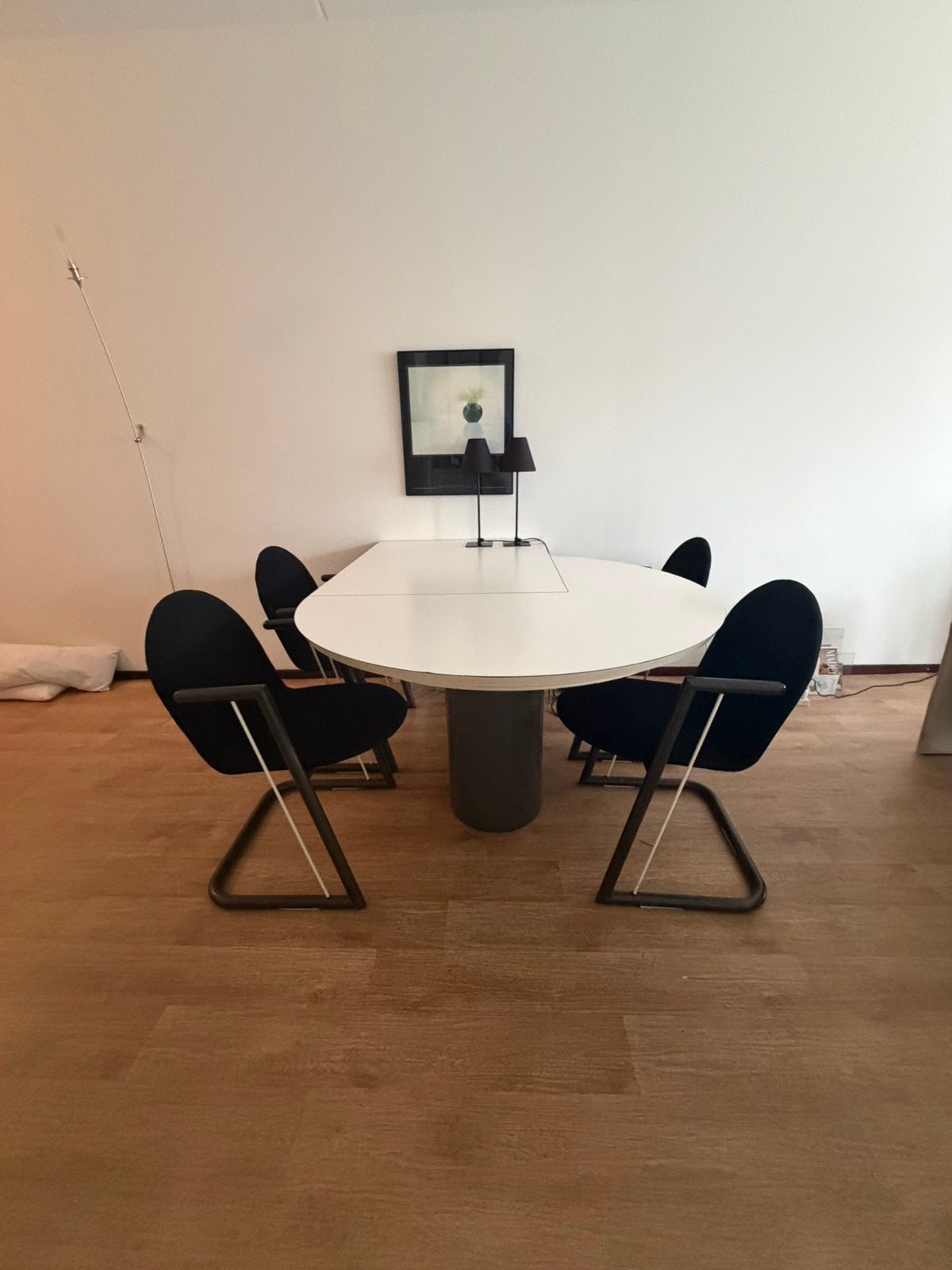Uitschuifbare moderne eethoek, Huis en Inrichting, Complete eetkamers, Ophalen, Gebruikt, Modern, 4 tot 6 stoelen